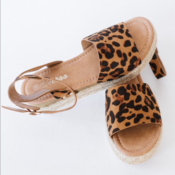 Leopard Platform Sandal - Picture 1 of 6